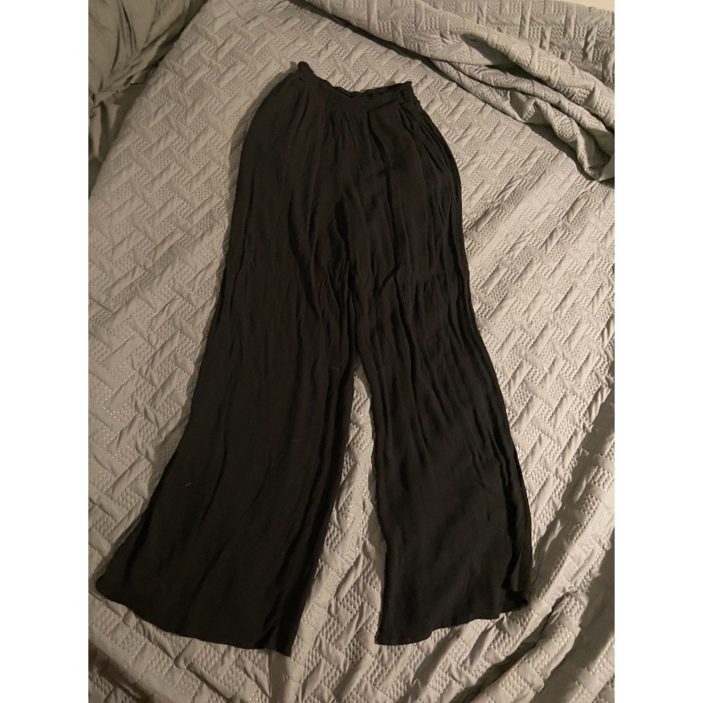 Smocked wife leg pants